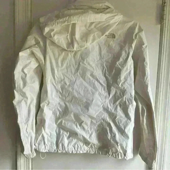 The North face women’s white light jacket size Medium - Picture 2 of 8